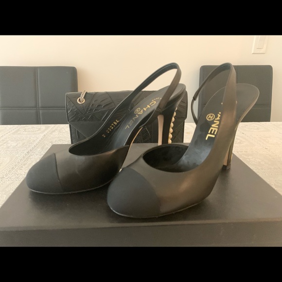 (Pending)Chanel  Black Pearl Heel Slings - Picture 4 of 8